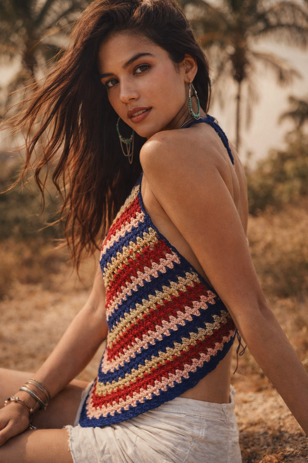 El Örgüsü Halter Yaka Büstiyer – Renkli Çizgili Tasarım