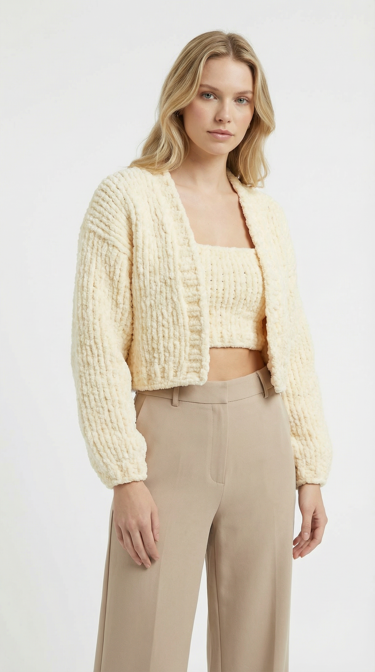 El Örgüsü Puffy Askılı Crop ve Hırka Takımı